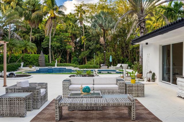 11621 NW 21st Court, Plantation, FL 33323