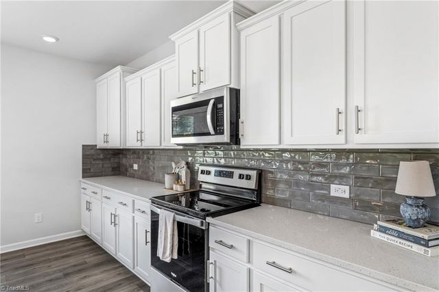 4623 Shattalon Drive, Winston-salem, NC 27106