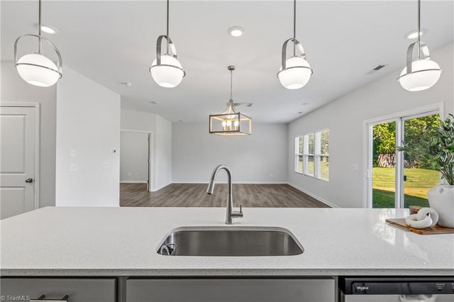 4623 Shattalon Drive, Winston-salem, NC 27106
