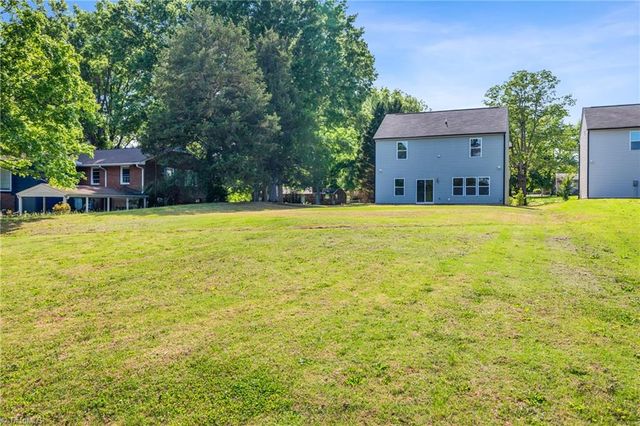 4623 Shattalon Drive, Winston-salem, NC 27106