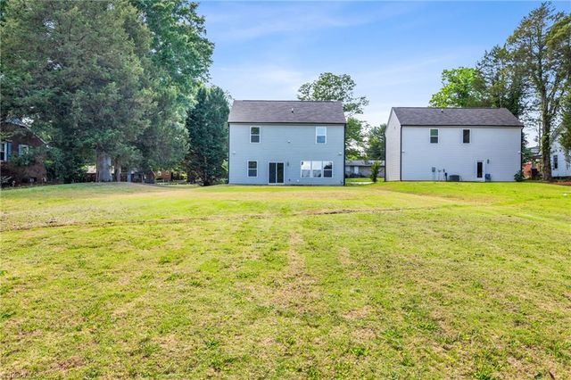 4623 Shattalon Drive, Winston-salem, NC 27106
