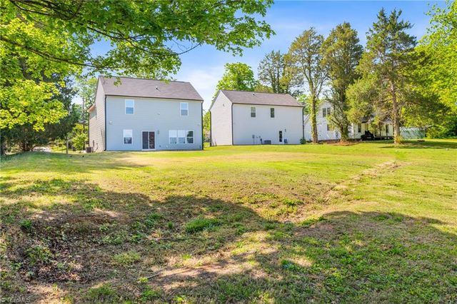 4623 Shattalon Drive, Winston-salem, NC 27106