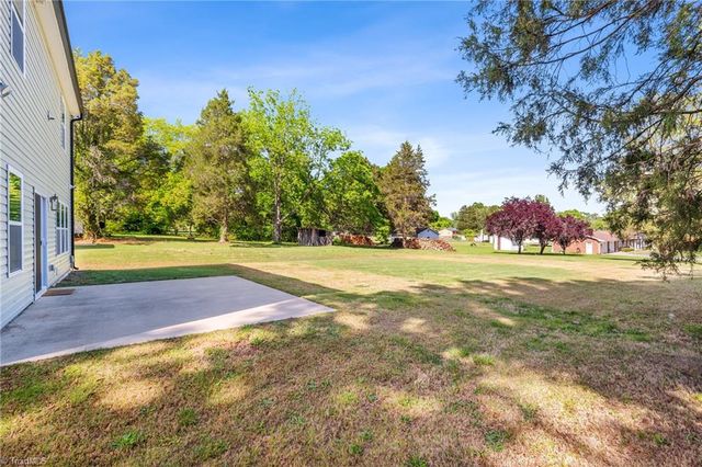 4623 Shattalon Drive, Winston-salem, NC 27106