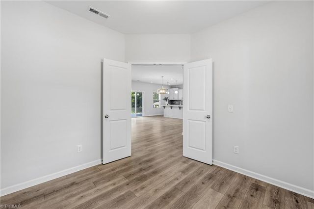 4623 Shattalon Drive, Winston-salem, NC 27106