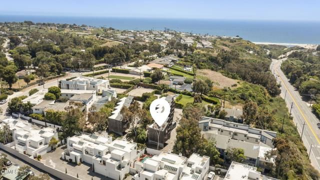 29235 Heathercliff Road 12, Malibu, CA 90265
