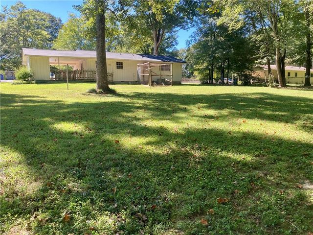 50 Foxboro Court, Powder Springs, GA 30127