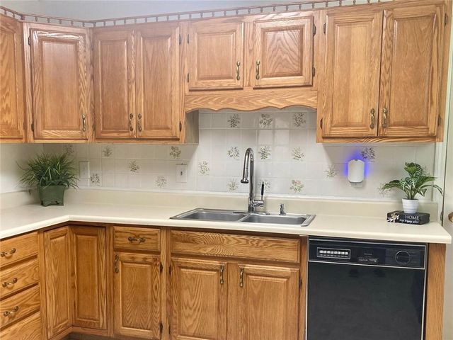 50 Foxboro Court, Powder Springs, GA 30127