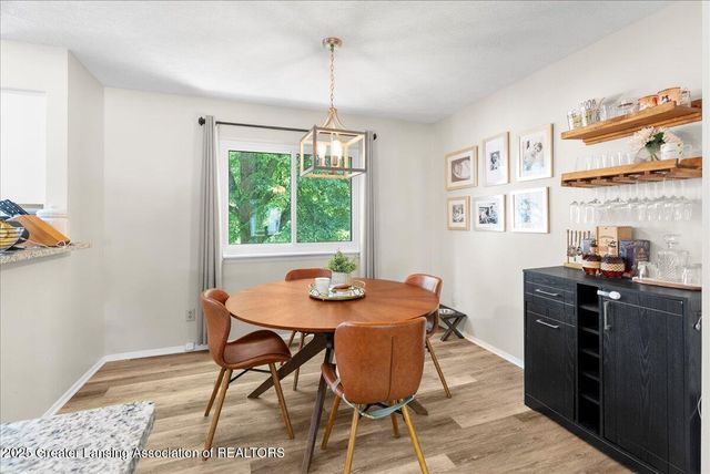 992 Touraine Avenue, East Lansing, MI 48823