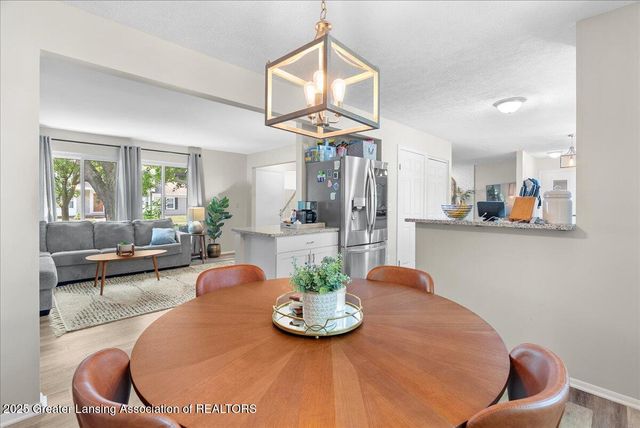 992 Touraine Avenue, East Lansing, MI 48823