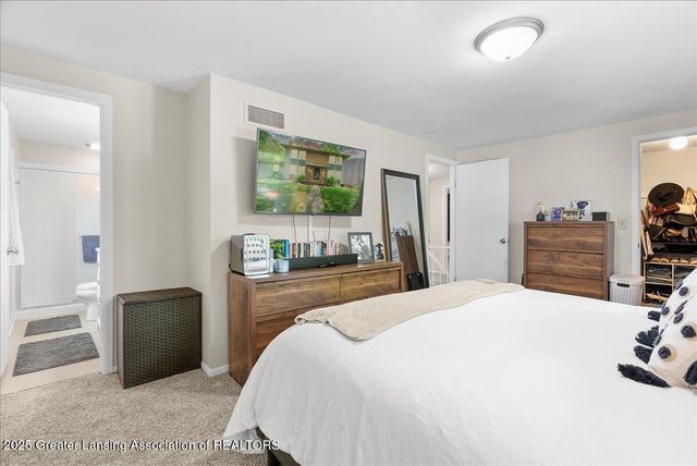 992 Touraine Avenue, East Lansing, MI 48823