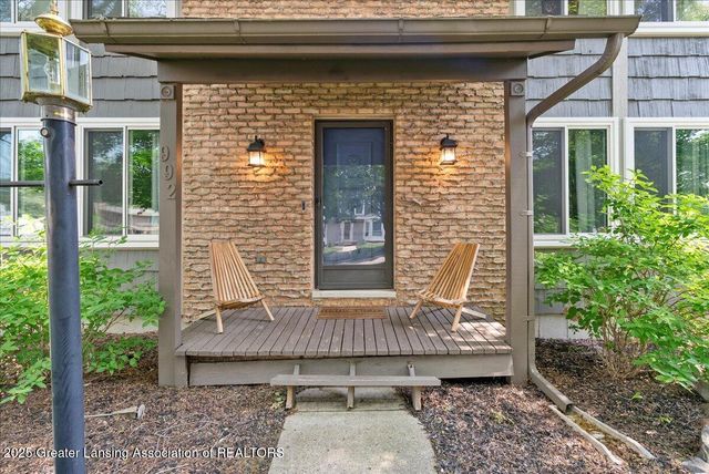 992 Touraine Avenue, East Lansing, MI 48823