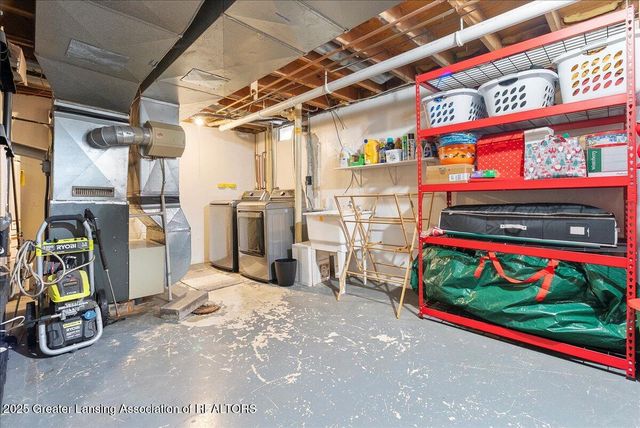 992 Touraine Avenue, East Lansing, MI 48823