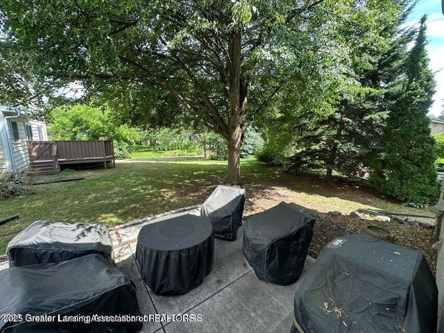 992 Touraine Avenue, East Lansing, MI 48823