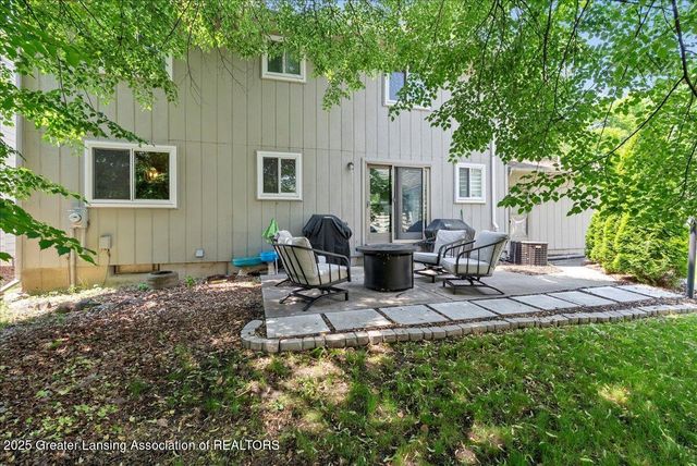 992 Touraine Avenue, East Lansing, MI 48823