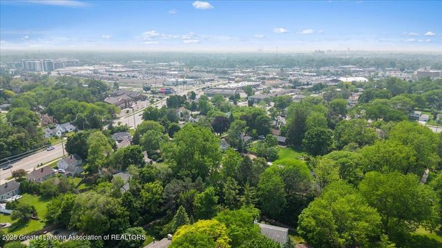 992 Touraine Avenue, East Lansing, MI 48823