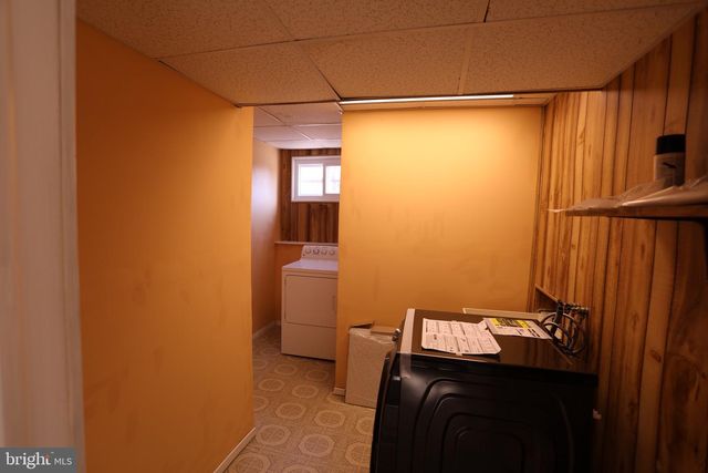 1443 VALLEY FORGE RD, Wayne, PA 19087