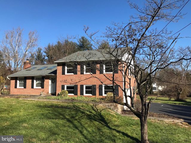 1443 VALLEY FORGE RD, Wayne, PA 19087