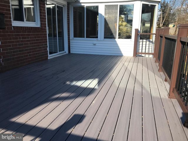1443 VALLEY FORGE RD, Wayne, PA 19087