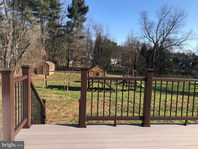 1443 VALLEY FORGE RD, Wayne, PA 19087