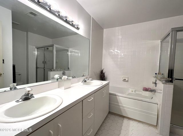 92 Winthrop Road C, Monroe, NJ 08831