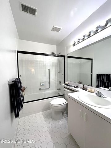 92 Winthrop Road C, Monroe, NJ 08831