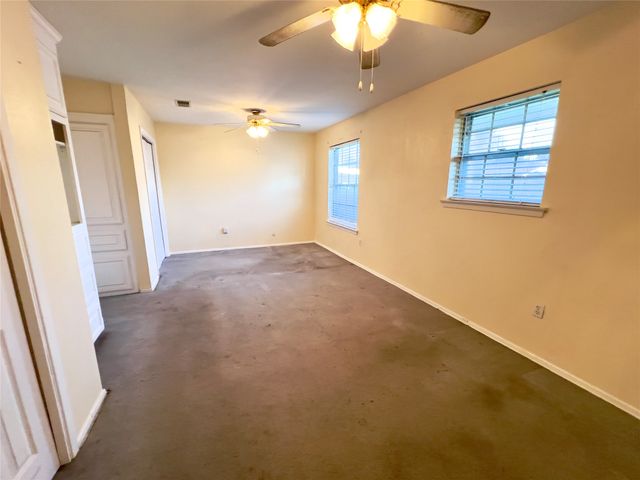 212 Straw Road, Saginaw, TX 76179