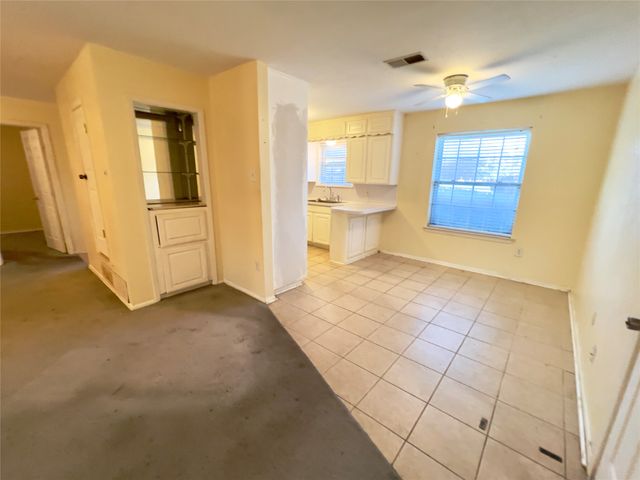 212 Straw Road, Saginaw, TX 76179