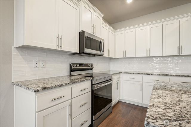 1935 Schneiter Drive, Longview, WA 98632