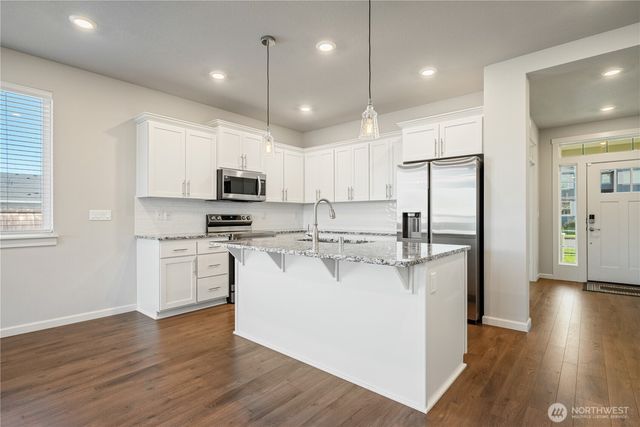 1935 Schneiter Drive, Longview, WA 98632