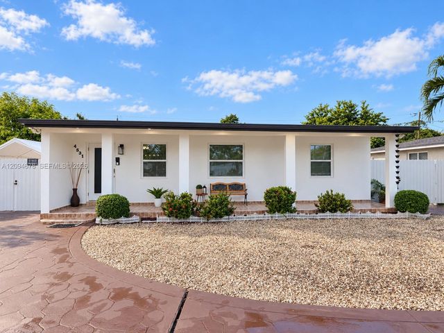 4531 SW 98th Court, Miami, FL 33165