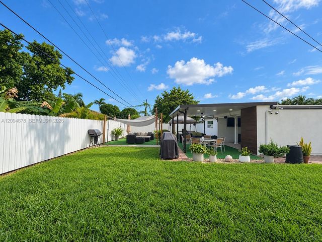 4531 SW 98th Court, Miami, FL 33165
