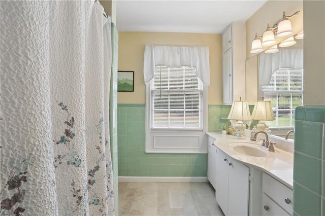 645 Patrick Place NE, Sandy Springs, GA 30328
