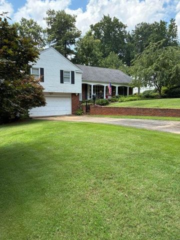 645 Patrick Place NE, Sandy Springs, GA 30328