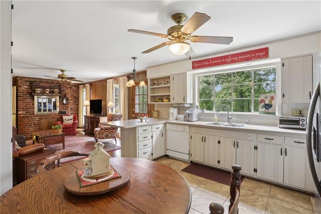 645 Patrick Place NE, Sandy Springs, GA 30328