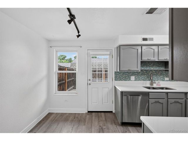 1536 S Pierson St 118, Lakewood, CO 80232