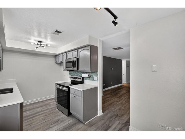 1536 S Pierson St 118, Lakewood, CO 80232