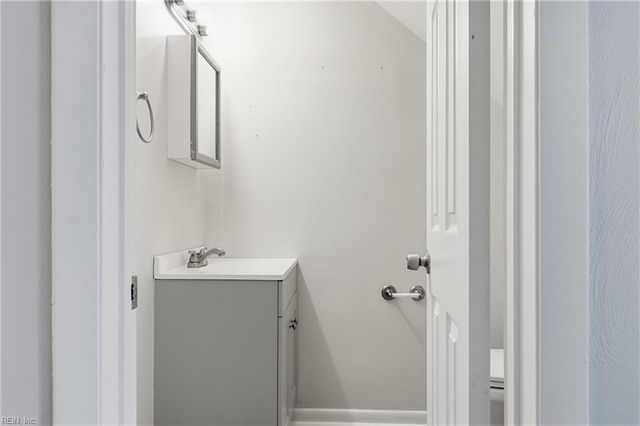 5708 Morningside CT, Virginia Beach, VA 23462