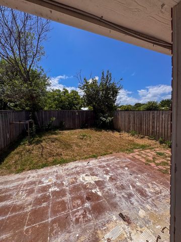 2201 Silverthorn Lane, Flower Mound, TX 75028
