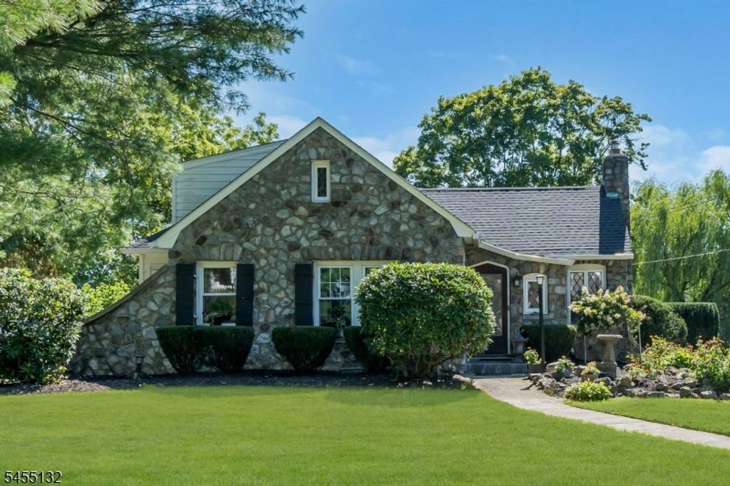 9 Musconetcong Ave, Stanhope Boro, NJ 07874 — exterior
