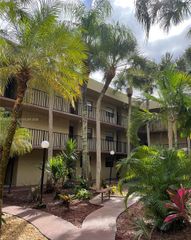 10835 SW 112th Ave 212, Miami, FL 33176