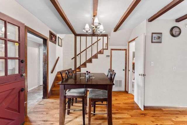 6054 N Farm Road 129, Springfield, MO 65803