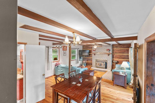 6054 N Farm Road 129, Springfield, MO 65803
