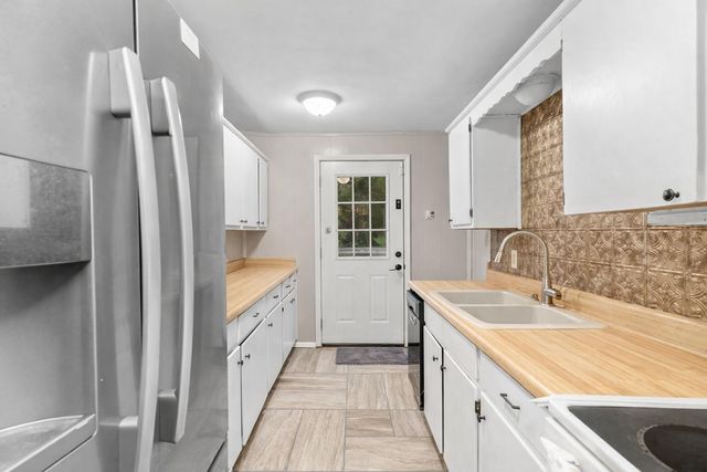 6054 N Farm Road 129, Springfield, MO 65803