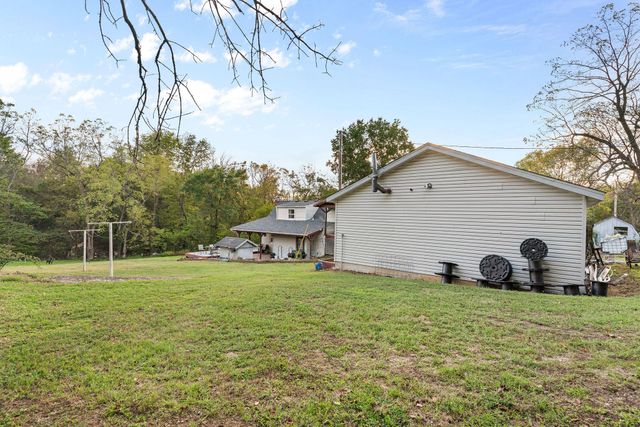 6054 N Farm Road 129, Springfield, MO 65803