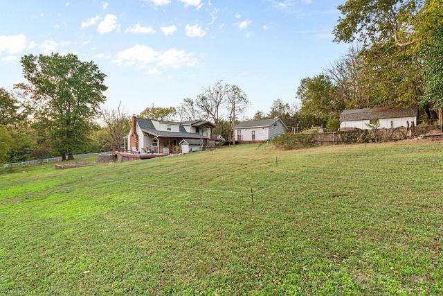 6054 N Farm Road 129, Springfield, MO 65803