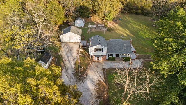 6054 N Farm Road 129, Springfield, MO 65803