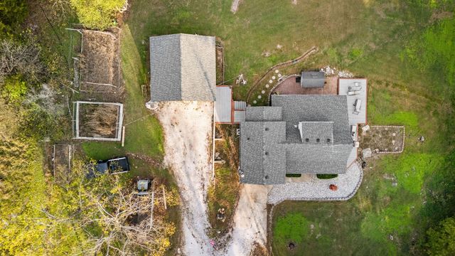 6054 N Farm Road 129, Springfield, MO 65803