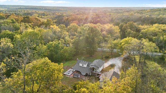 6054 N Farm Road 129, Springfield, MO 65803