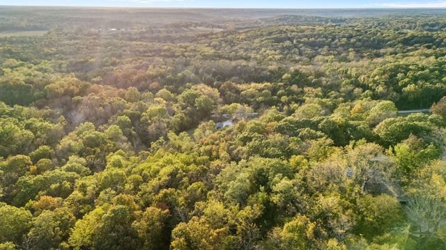 6054 N Farm Road 129, Springfield, MO 65803