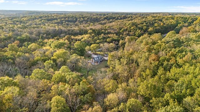 6054 N Farm Road 129, Springfield, MO 65803